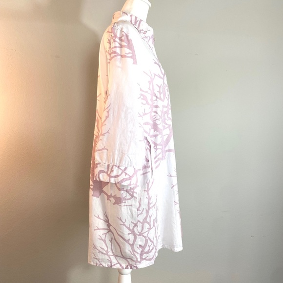 Funky People Coral Fan Print Pocket Dress - Picture 2 of 14